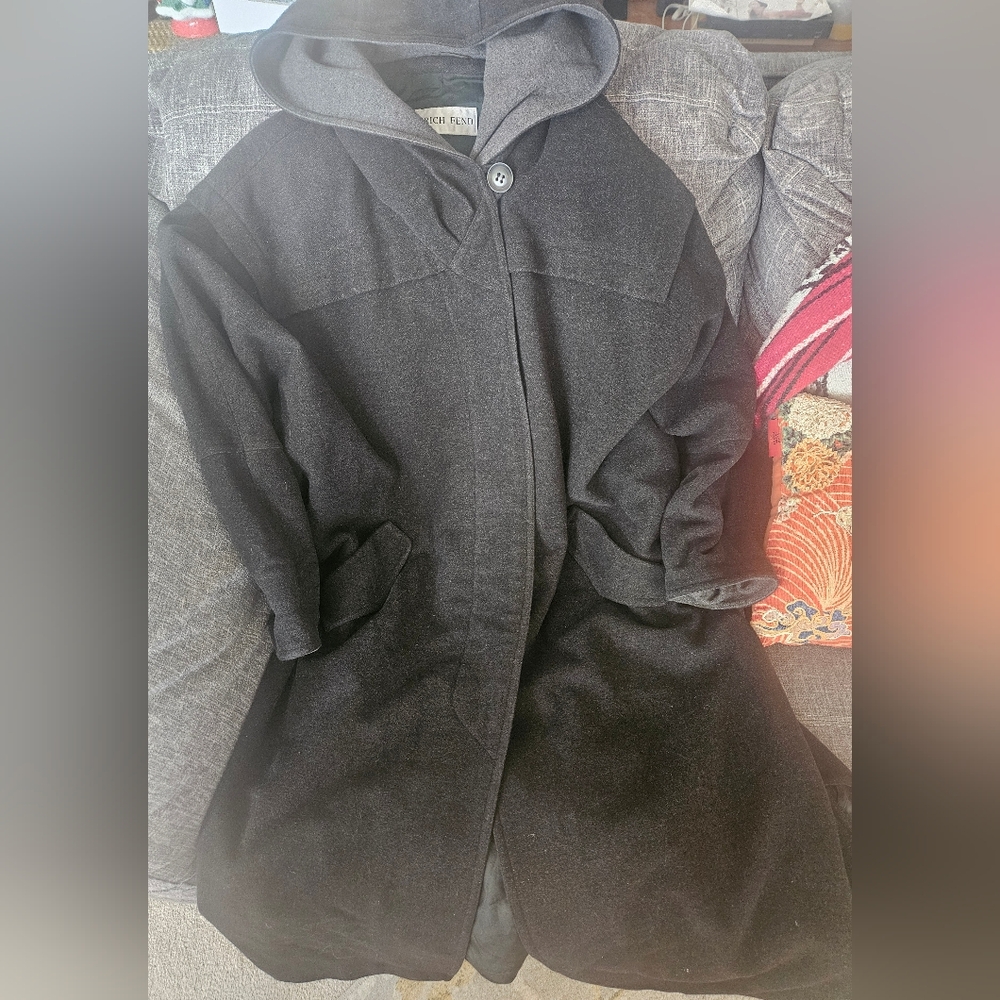 Erich Fend Wool And Cashmere Long Coat. L. 24ptp